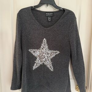 Women’s pullover